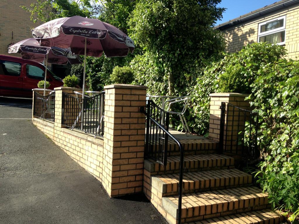 The Scarborough Travel And Holiday Lodge エクステリア 写真