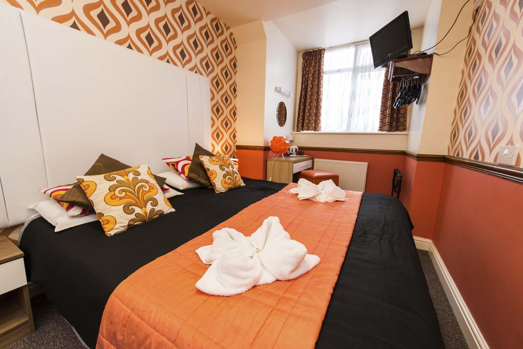 The Scarborough Travel And Holiday Lodge エクステリア 写真