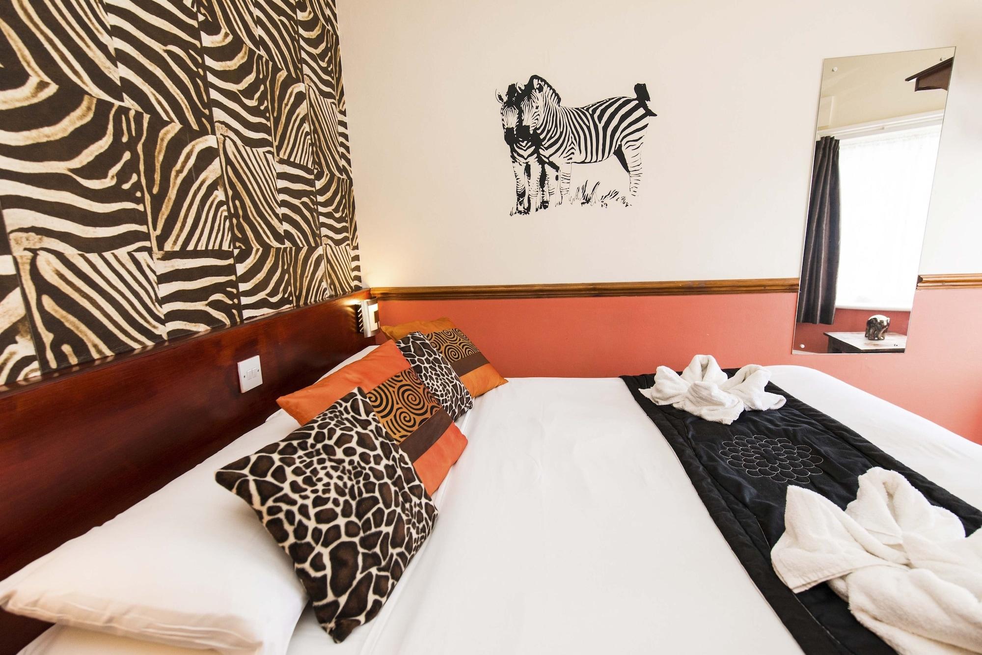 The Scarborough Travel And Holiday Lodge エクステリア 写真