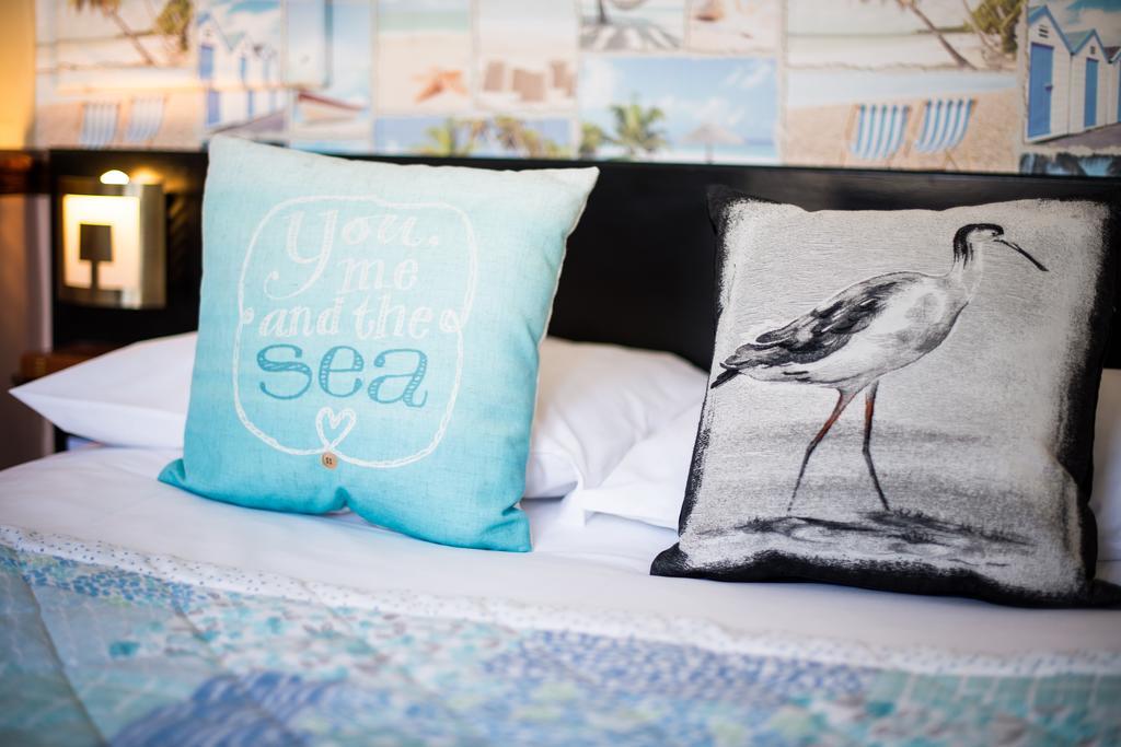 The Scarborough Travel And Holiday Lodge エクステリア 写真