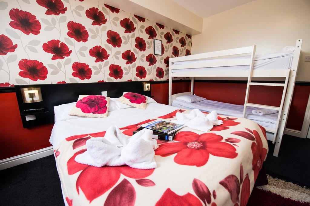 The Scarborough Travel And Holiday Lodge エクステリア 写真