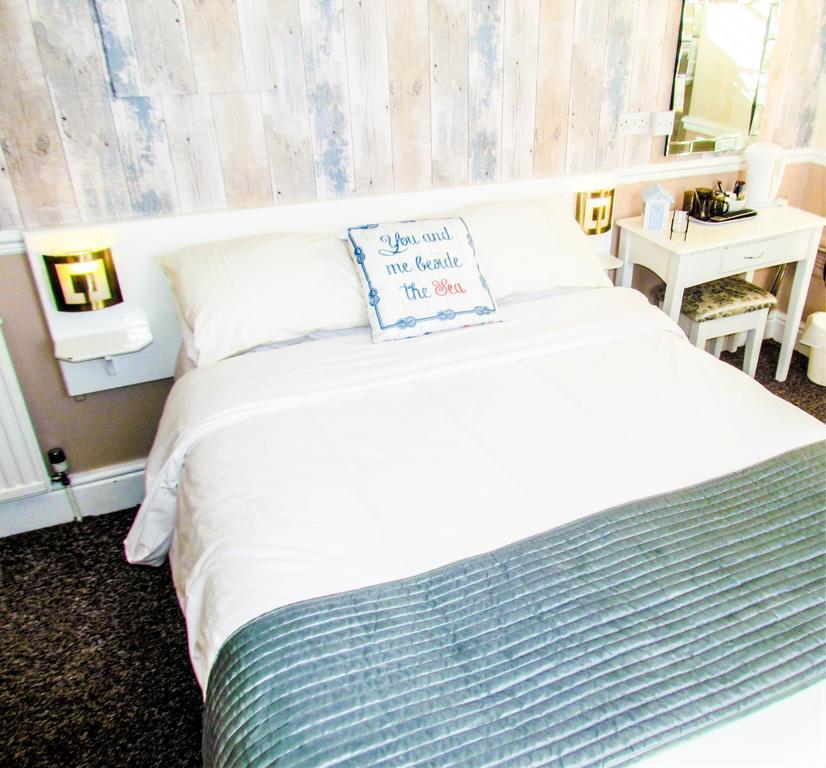 The Scarborough Travel And Holiday Lodge エクステリア 写真