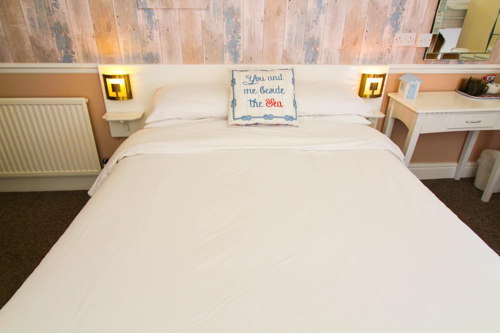 The Scarborough Travel And Holiday Lodge エクステリア 写真