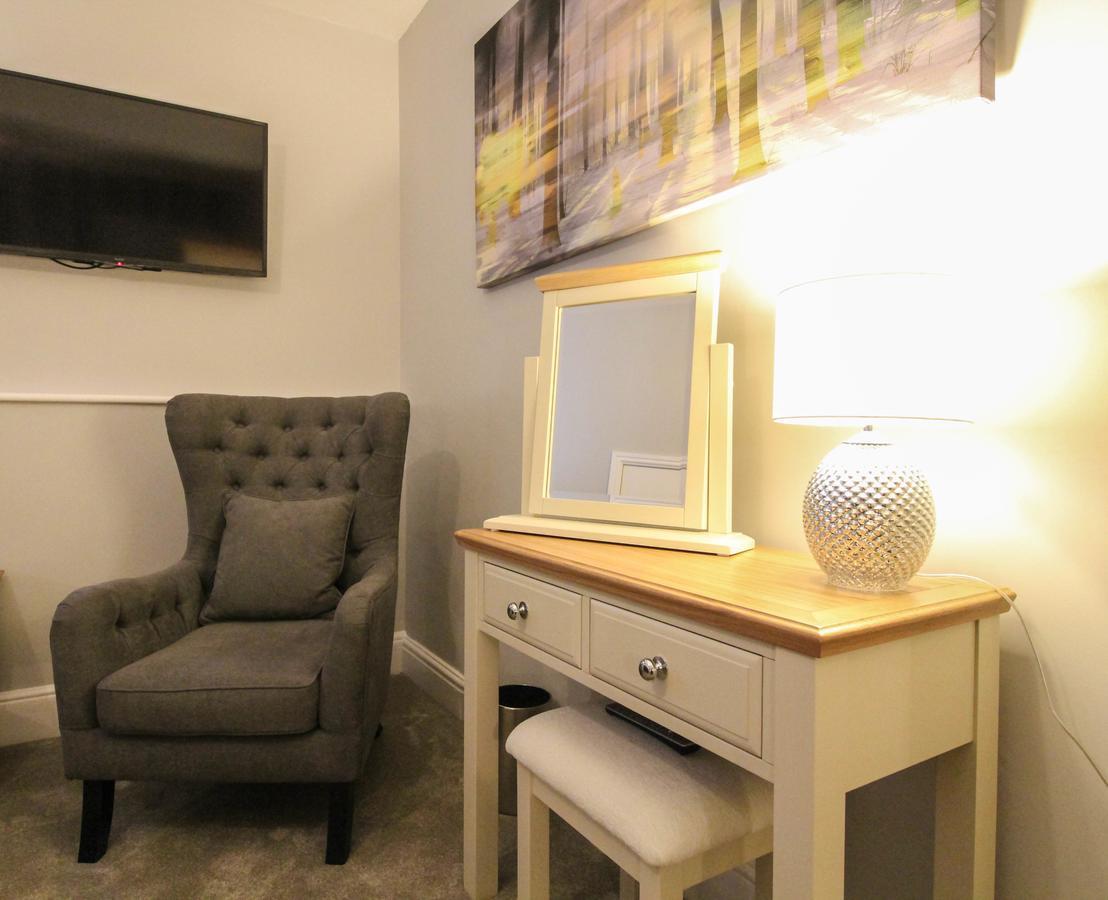 The Scarborough Travel And Holiday Lodge エクステリア 写真