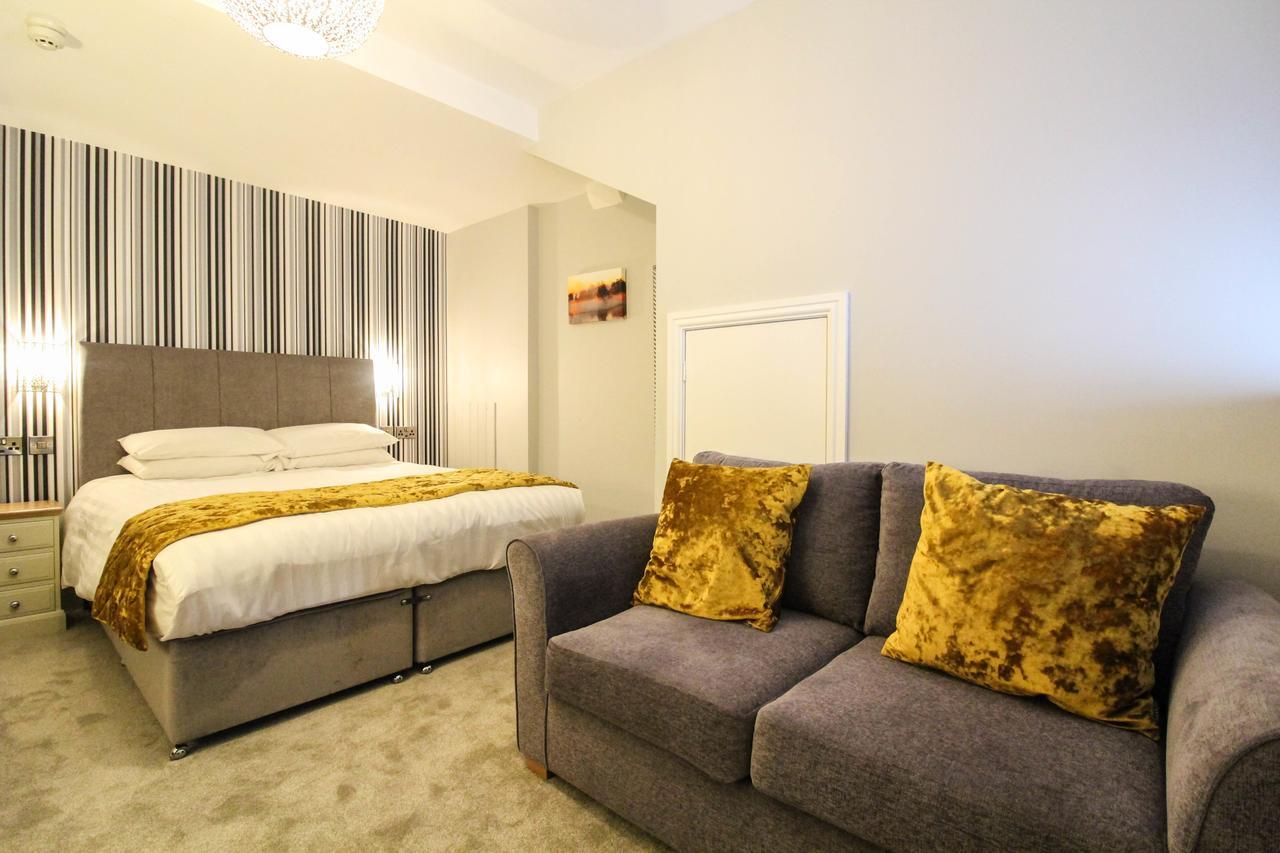 The Scarborough Travel And Holiday Lodge エクステリア 写真