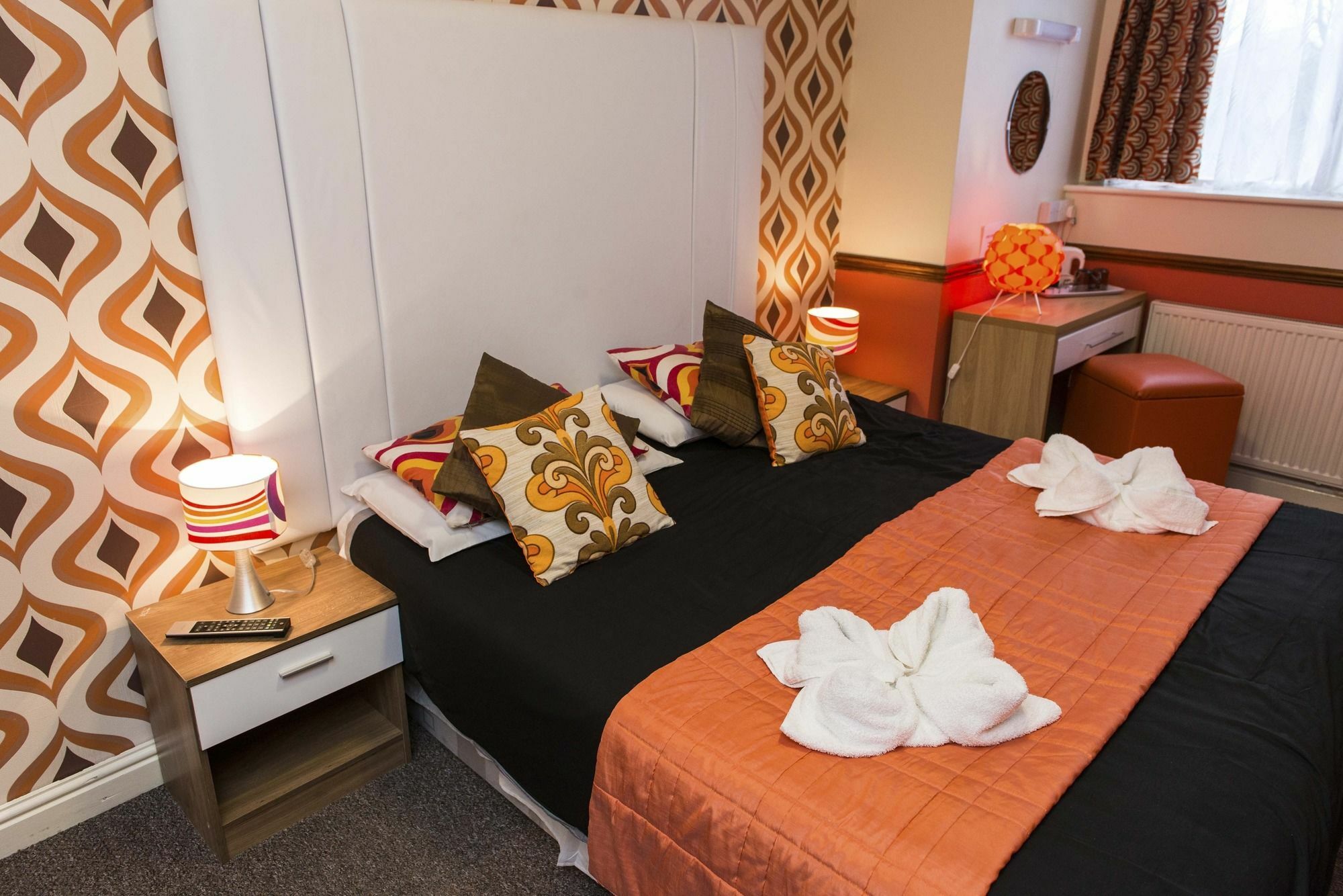 The Scarborough Travel And Holiday Lodge エクステリア 写真